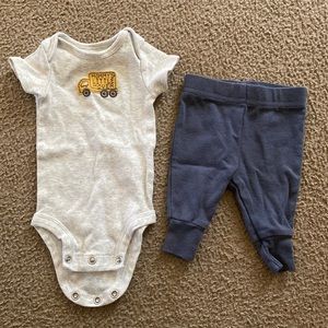 Carters boys newborn outfit